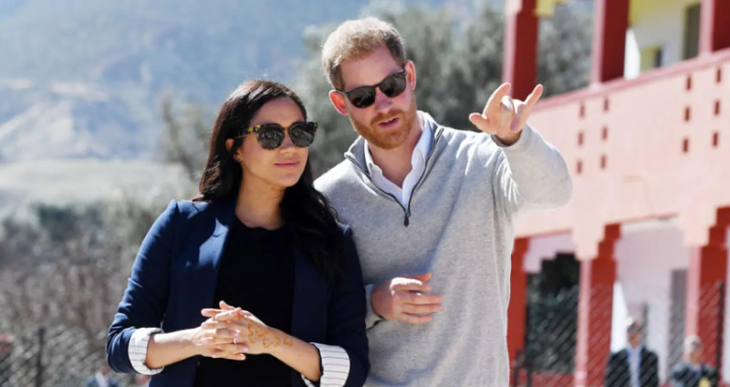 الأمير هاري وميغان في مدينة آسني في جبال الأطلس (إ.ب.أ)