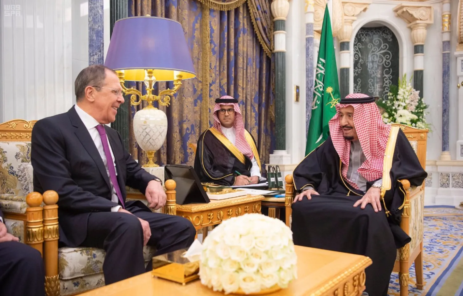 King Salman receives Russian FM Lavrov in Riyadh. (SPA)