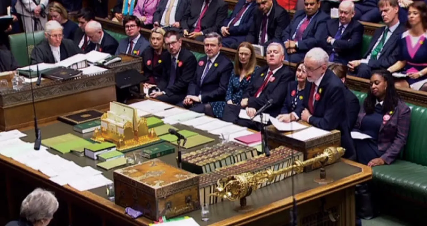 جانب من نقاش البرلمان البريطاني حول تداعيات «بريكست» في لندن أمس (أ.ف.ب)