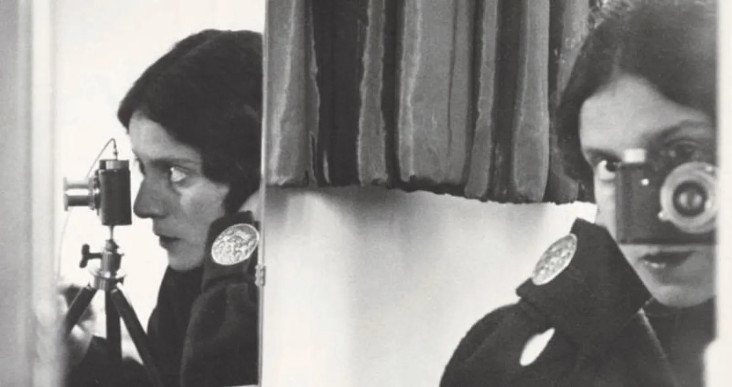 تينا مودوتي خلف كاميرتها