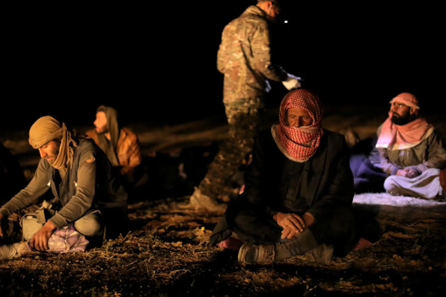 مدنيّون خرجوا من الباغوز قبل أيام (رويترز)