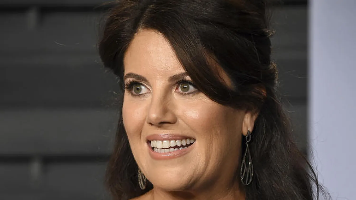 مونيكا لوينسكي متدربة البيت الأبيض السابقة (أ.ب)