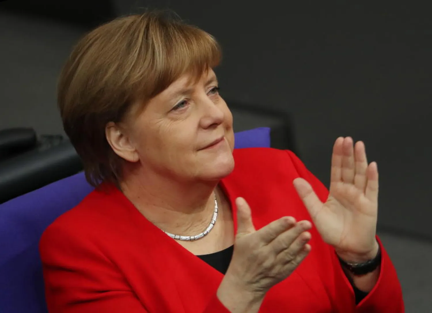 المستشارة الألمانية أنجيلا ميركل في البوندستاغ اليوم (إ. ب. أ)