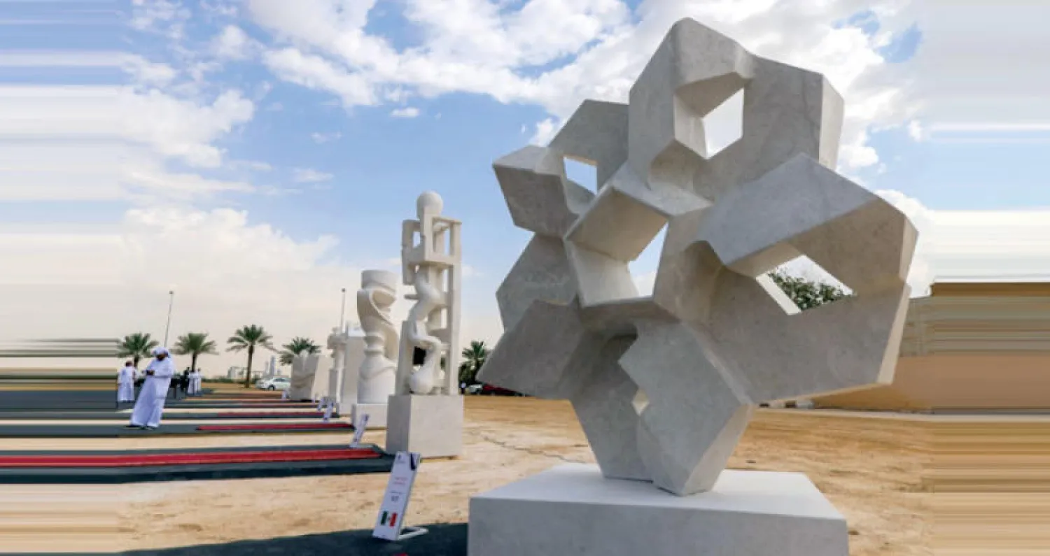 «تجمع طويق للنحت» ينتج 23 عملاً فنياً في السعودية