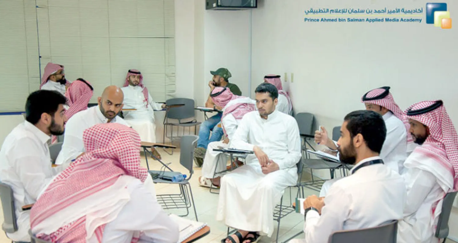 «أكاديمية أحمد بن سلمان» تنظم دورات في التحرير الصحافي وصناعة الأفلام
