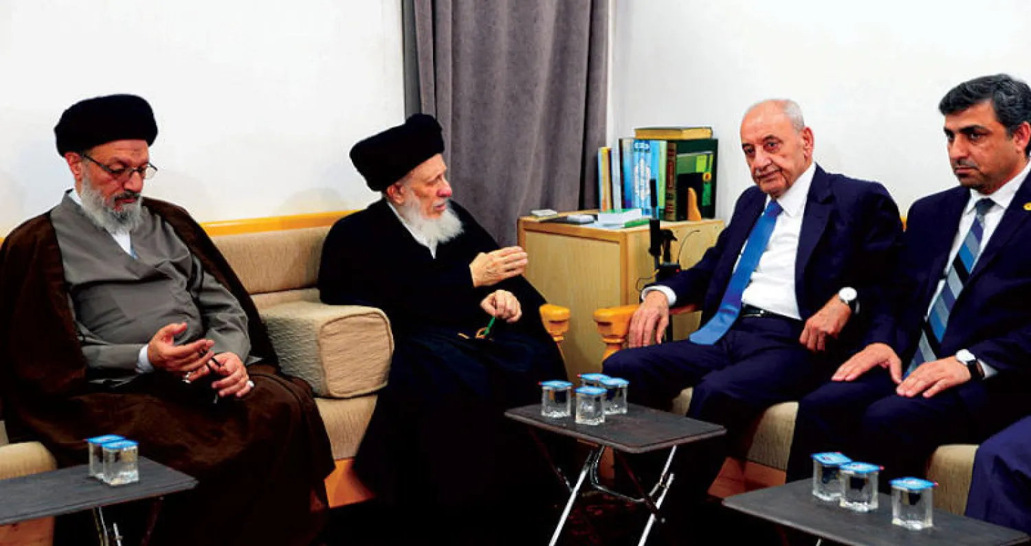 السيستاني خلال استقباله رئيس البرلمان اللبناني (أ.ف.ب)