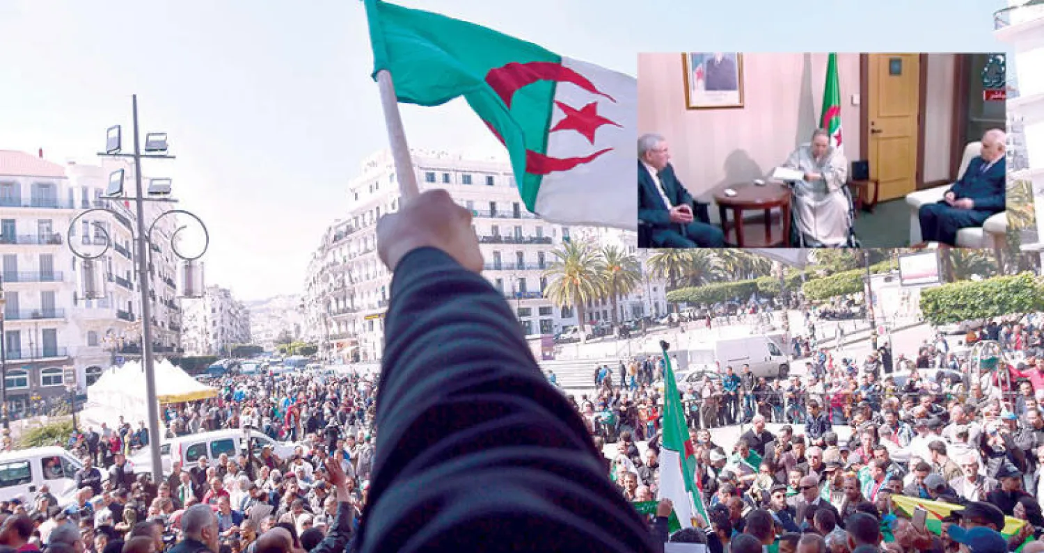 جزائريون واصلوا مظاهراتهم المطالِبة برحيل النظام أمس غداة إعلان بوتفليقة التنحي (أ.ف.ب)...  وفي الإطار بوتفليقة يقدم خطاب استقالته إلى رئيس المجلس الدستوري بحضور رئيس مجلس الأمة الليلة قبل الماضية