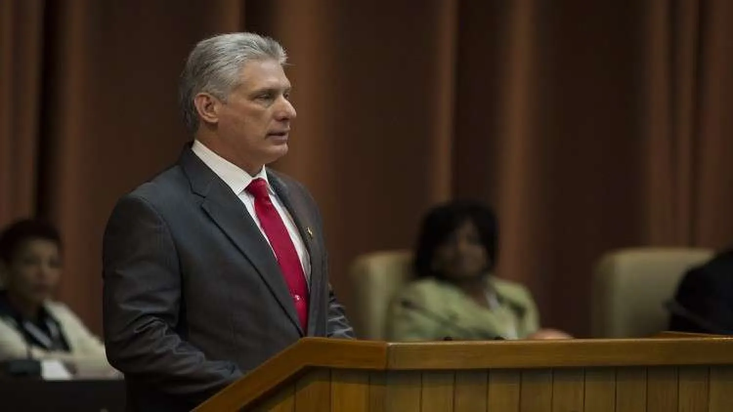 كوبا تتهم واشنطن بفرض «اضطهاد خانق» على اقتصادها