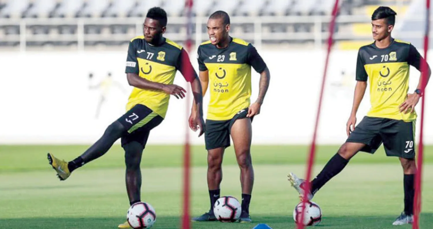 لاعبو الاتحاد في تدريباتهم الأخيرة (الشرق الأوسط)