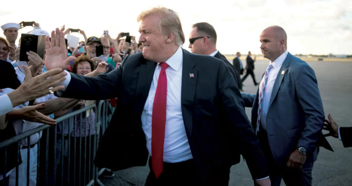 أظهرت استطلاعات رأي أن القاعدة الديمقراطية ليست مكترثة بنتائج تقرير مولر (رويترز)