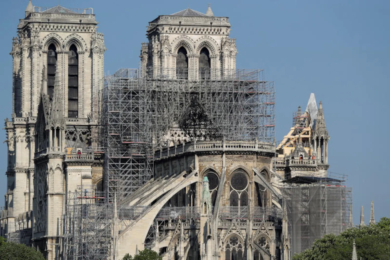 كاتدرائية نوتردام الفرنسية (رويترز)