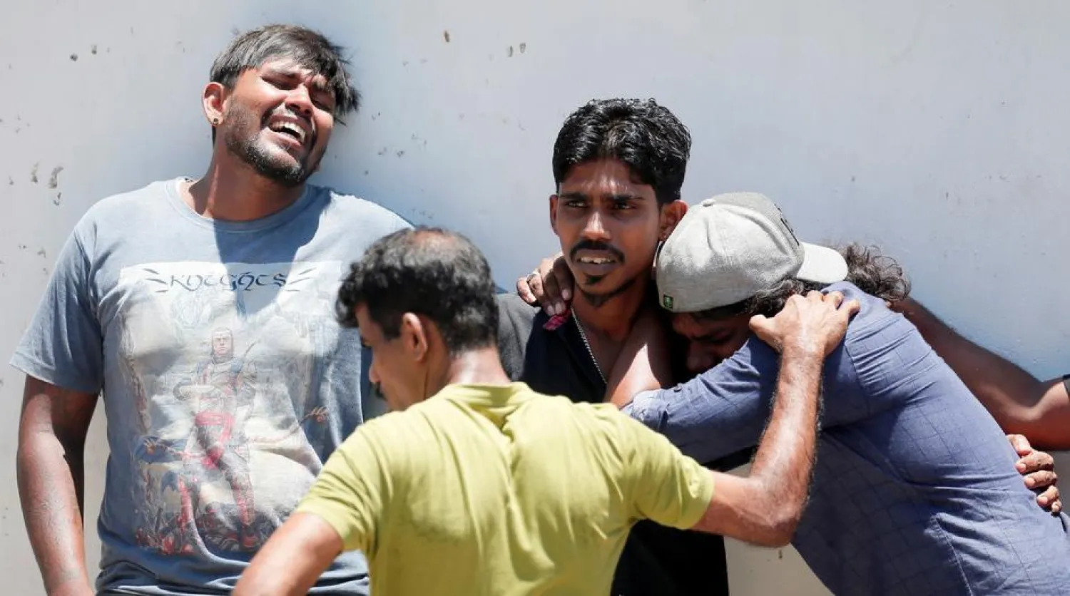 Relatives of a victim of the explosion at St. Anthony's Shrine, Kochchikade church react at the police mortuary in Colombo, Sri Lanka April 21, 2019.
