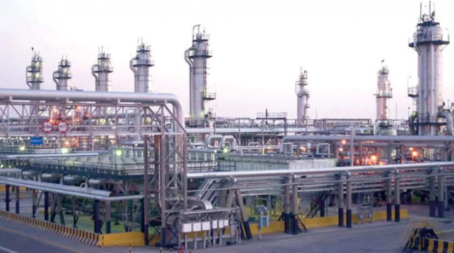 Aramco, satın aldığı hisse ile şirketin rafineri kapasitesini geliştirme ve artırma planını desteklemeyi hedefliyor (Şarku’l Avsat)
