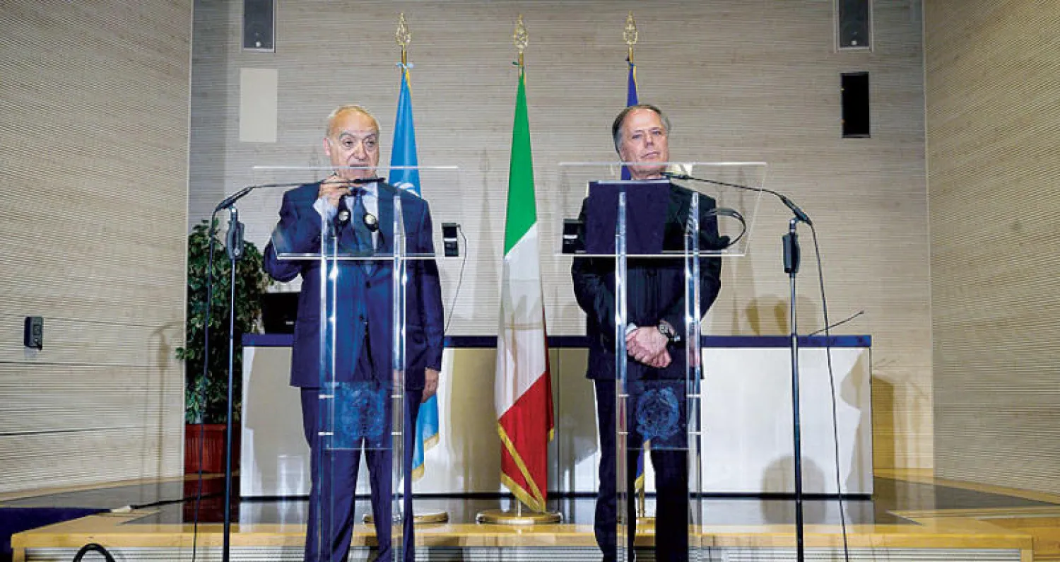 سلامة في المؤتمر الصحافي المشترك مع وزير خارجية إيطاليا إينزو ميلانيزي أمس في روما (إ.ب.أ)