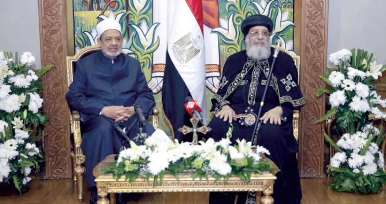 شيخ الأزهر خلال زيارة المقر البابوي بالعباسية (الشرق الأوسط)