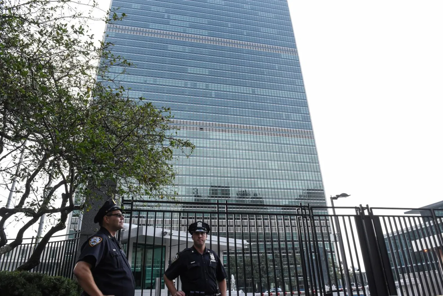 Members of the New York City police department stand guard in front of the United Nations building in New York City, US September 17, 2017. Reuters