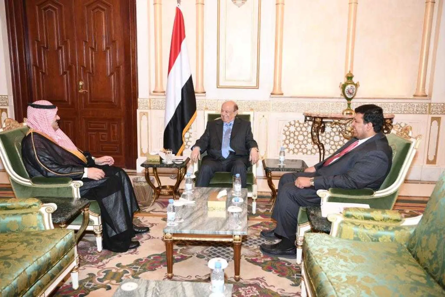 Hadi meets with Saudi Arabia's Ambassador to Yemen on Thursday (Saba news agency)