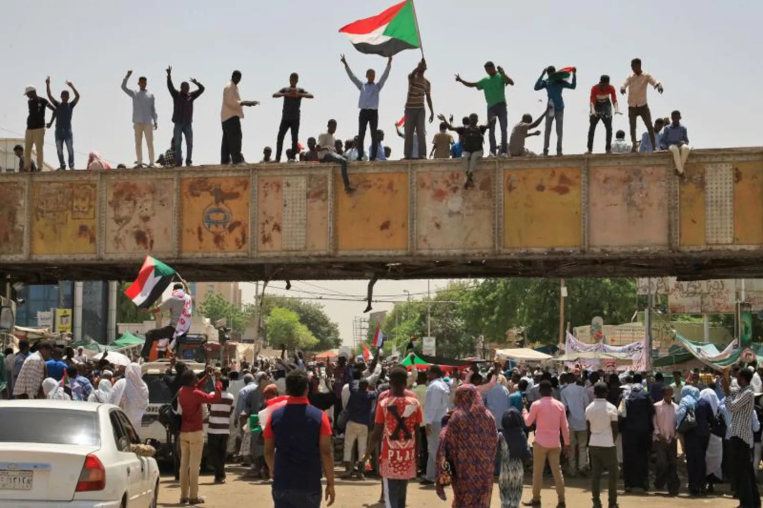 أقباط السودان شكلوا جزءاً أساسياً من الحراك (أ.ف.ب)