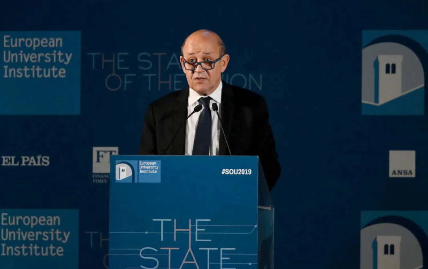 وزير الخارجية الفرنسي جان-إيف لو دريان (إ. ب. أ)