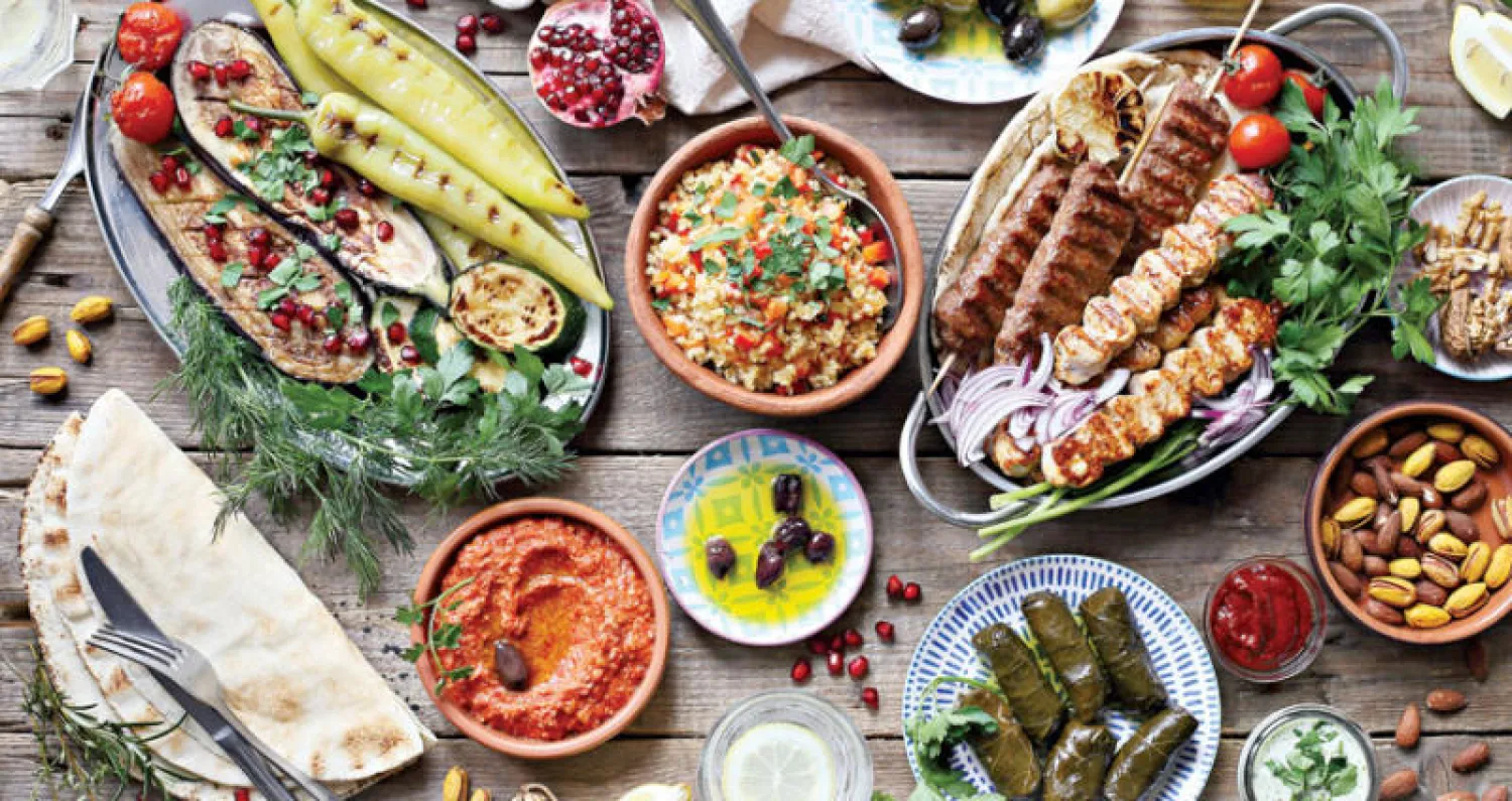 الحرب علّمت السوريات التحايل في إعداد موائد إفطار عامرة بأقل التكاليف