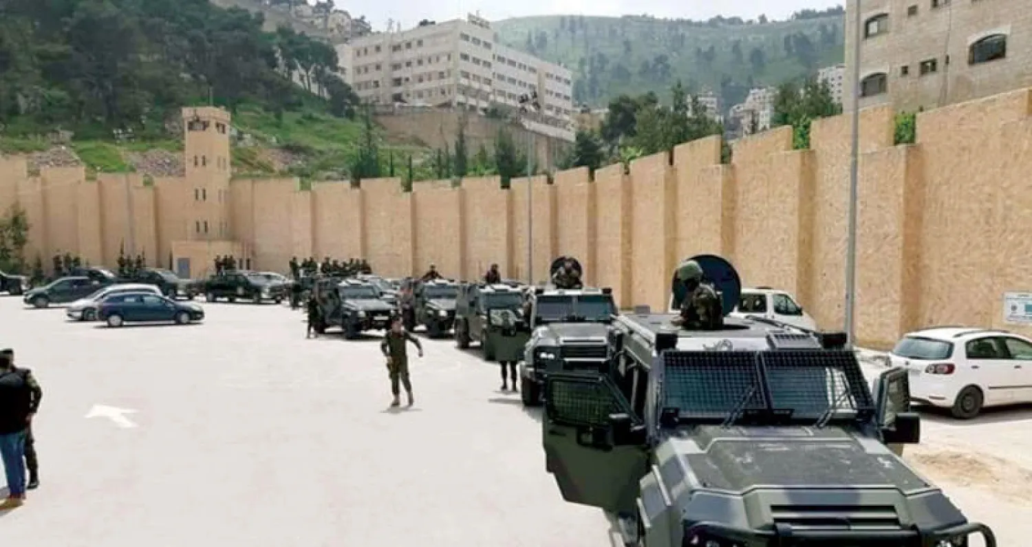 المصفحات العشر التي أهدتها واشنطن للسلطة الفلسطينية (الشرق الأوسط)