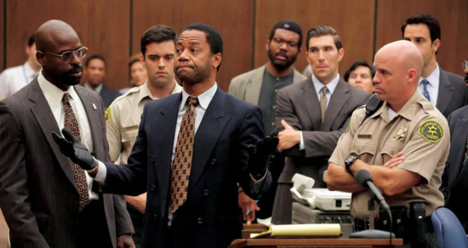 لقطة من مسلسل «الشعب ضد أو جاي سيمبسون: قصة جريمة أميركية»