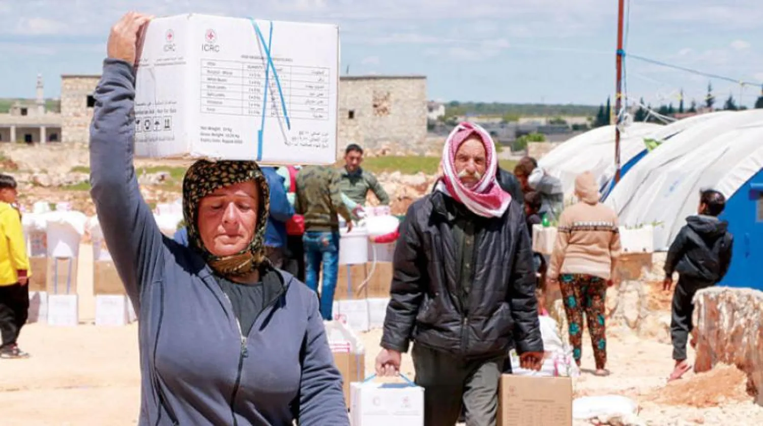 Suriye'nin kuzey kamplarındaki göçmenlere yönelik yardımlar (Şarku’l Avsat)