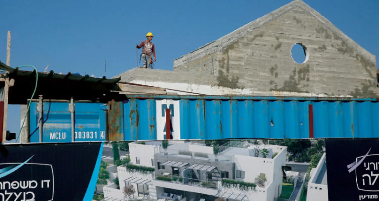 صورة أرشيفية لمشروع استيطاني إسرائيلي لبناء منازل في الضفة الغربية بداية هذا العام (أ.ب)