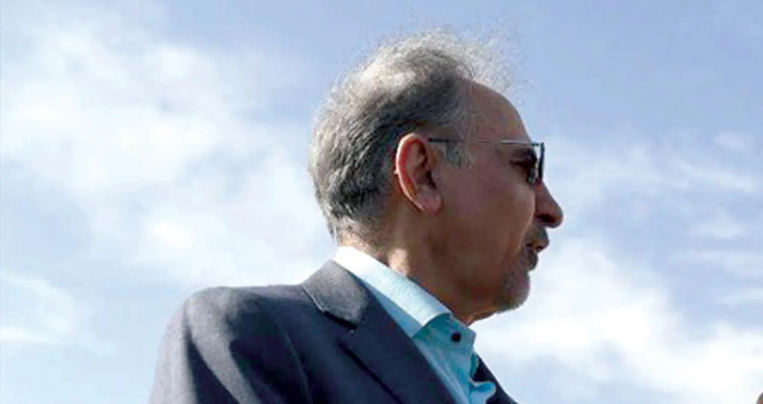 عمدة طهران السابق محمد علي نجفي قبل أن يترك منصبه العام الماضي (وكالة همشهري)