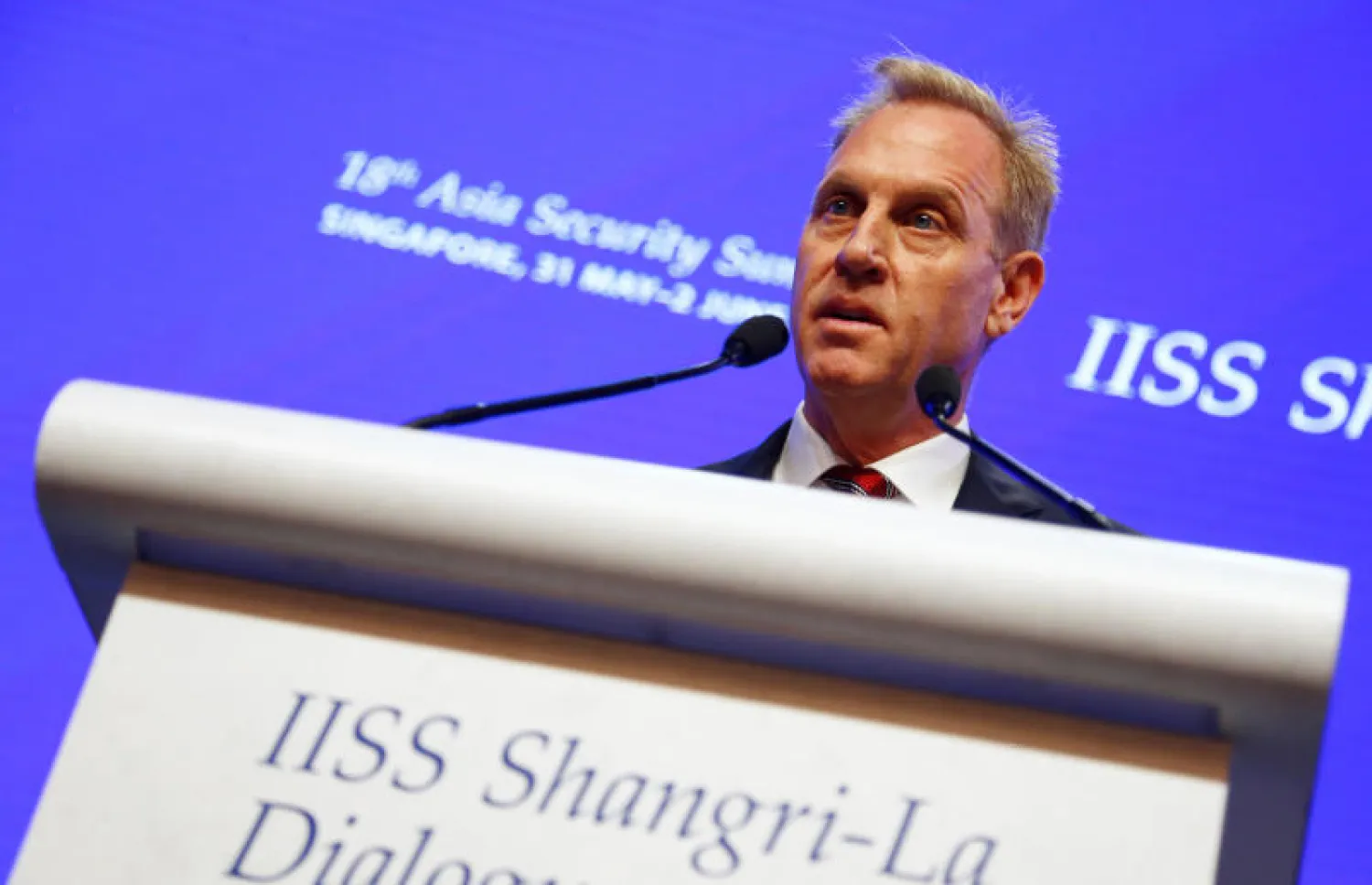 وزير الدفاع الأميركي بالإنابة باتريك شاناهان في منتدى «حوار شانغريلا» بسنغافورة (رويترز)