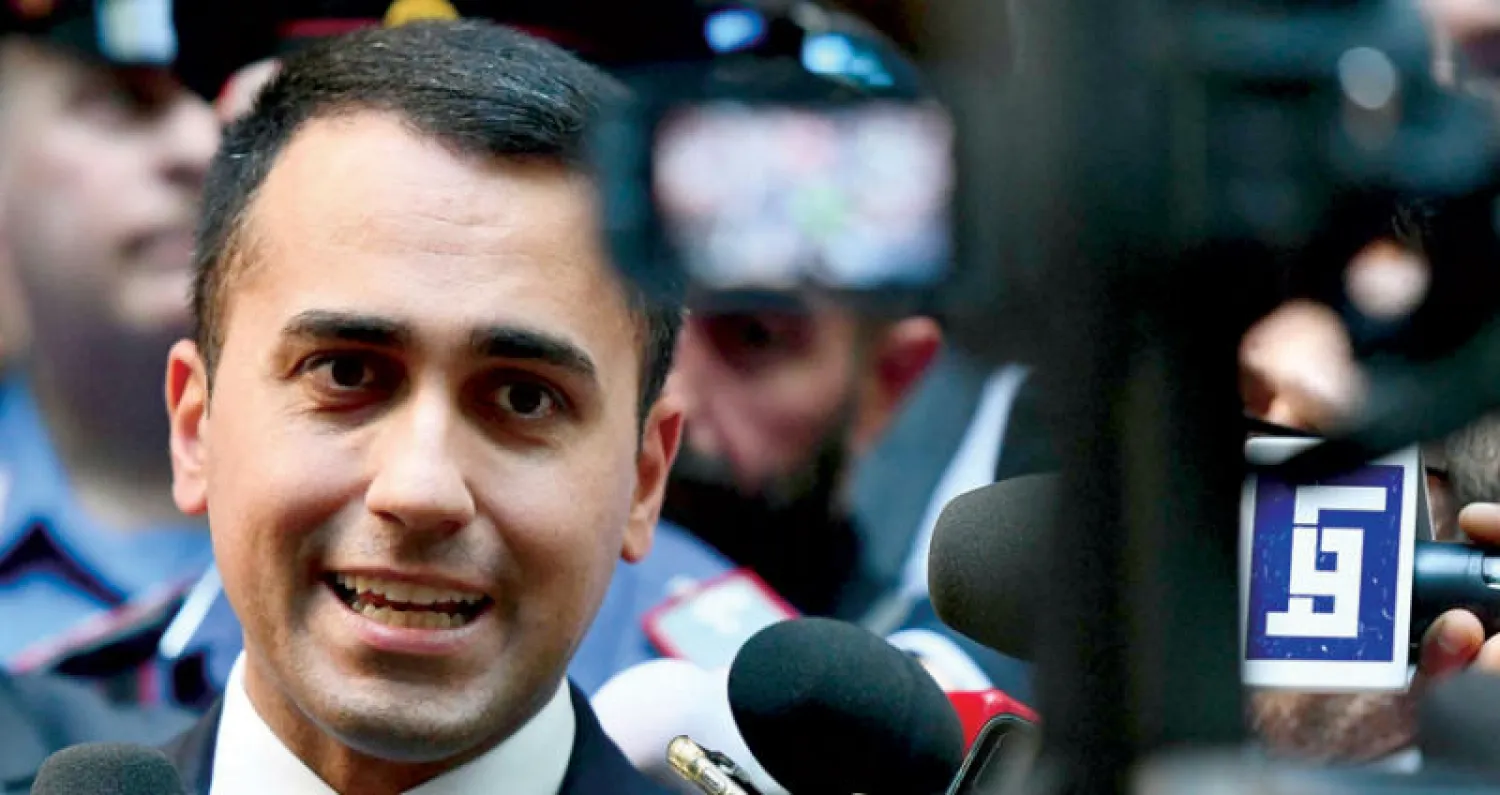 نائب رئيس الوزراء الايطالي لويغي دي مايو في مؤتمر صحافي في روما (أ.ب)