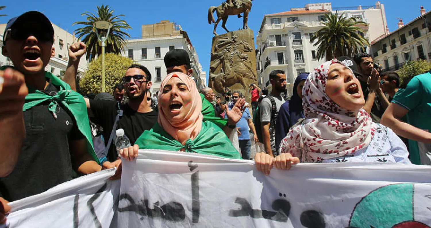 الجزائر: الإعدام  لضباط كبار في المخابرات