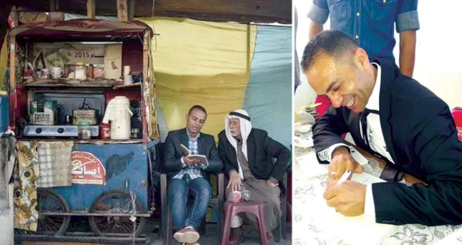 هاني السّالمي أثناء توقيع روايته الأخيرة  -  الرّوائي الفلسطيني هاني السالمي قرب عربته الصغيرة حيث يبيعُ المشروبات السّاخنة