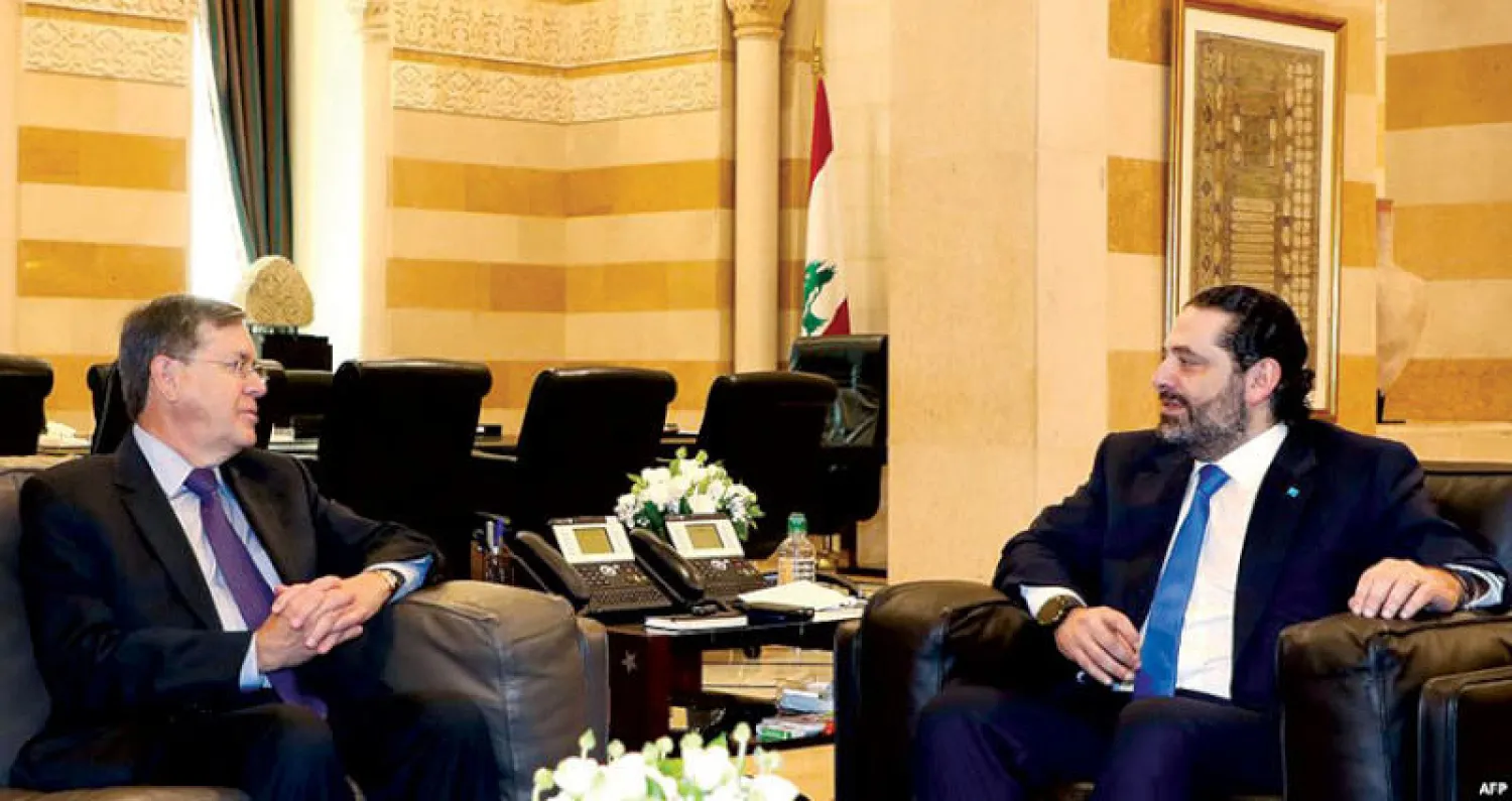 ساترفيلد خلال لقاء سابق مع رئيس الوزراء اللبناني سعد الحريري