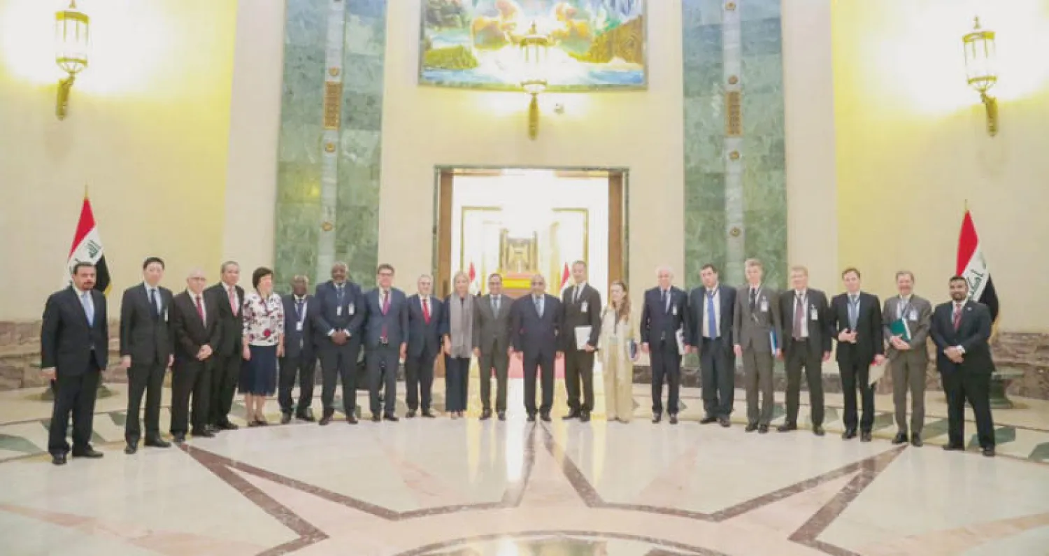 رئيس الوزراء العراقي عادل عبد المهدي لدى استقباله وفد أعضاء مجلس الأمن أمس (رويترز)