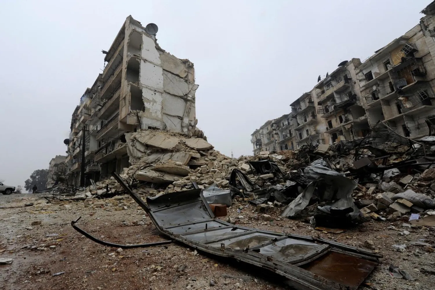A general view shows the damage in the regime-held al-Shaar neighborhood of Aleppo, during a media tour, Syria December 13, 2016. (Reuters)