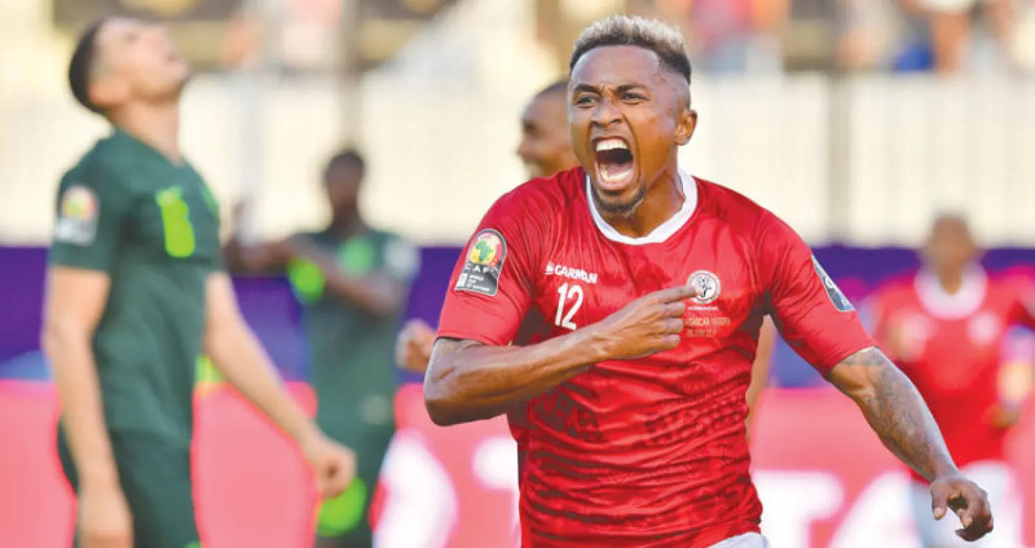 إسلام أندريا يحتفل بهدفه في نيجيريا (أ.ف.ب)