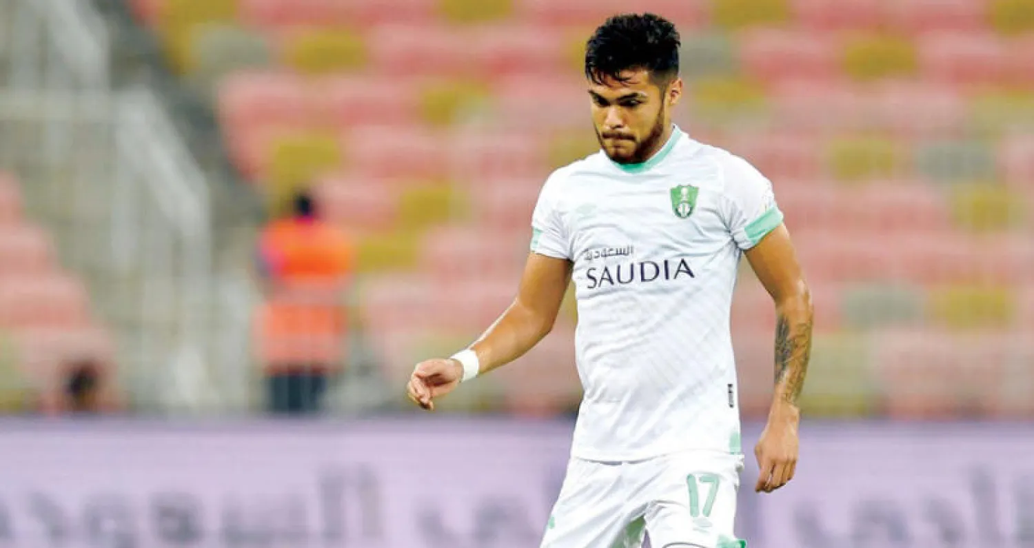 باولو دياز محترف الأهلي (الشرق الأوسط)