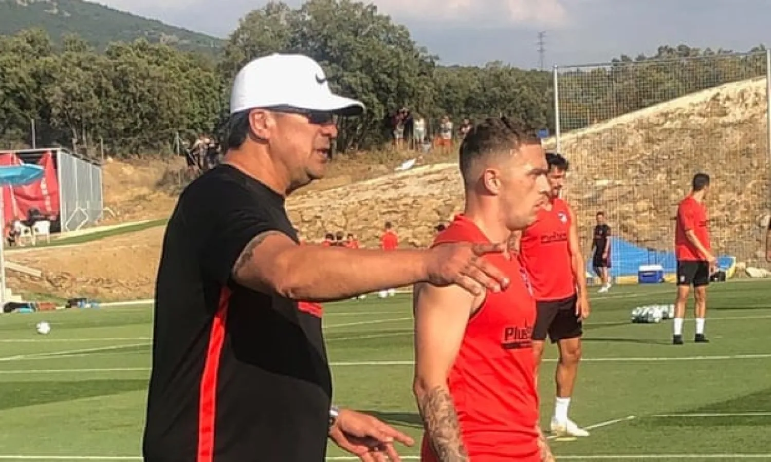 Mojo Burgos watching Kieran Trippier very closely during Atlético Madrid training. Photograph: Sid Lowe
