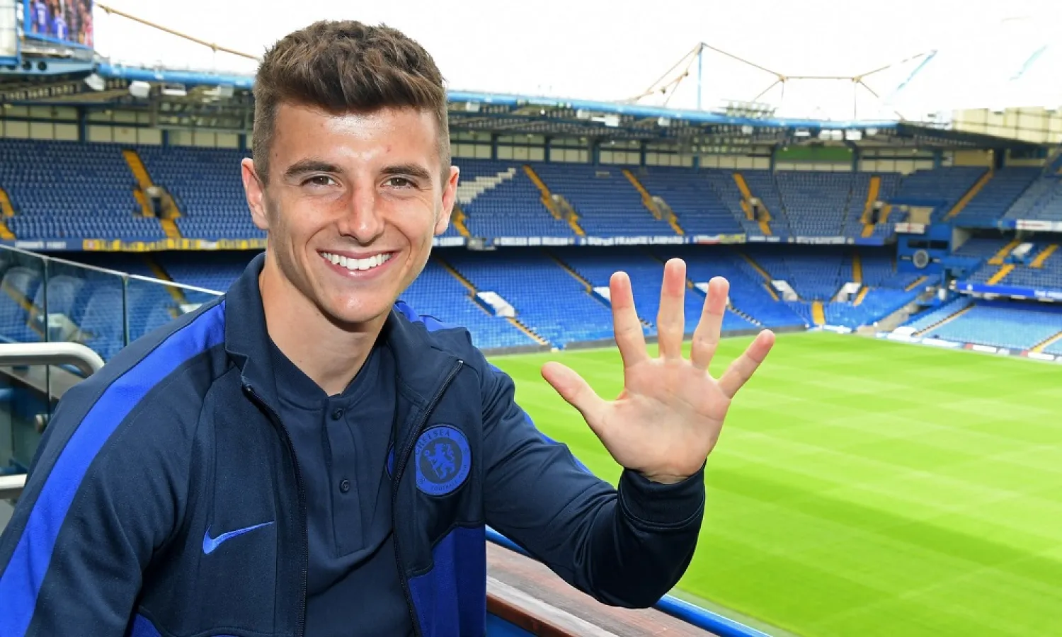 Mason Mount has signed a new five-year contract at Chelsea. (Chelsea FC via Getty Images)