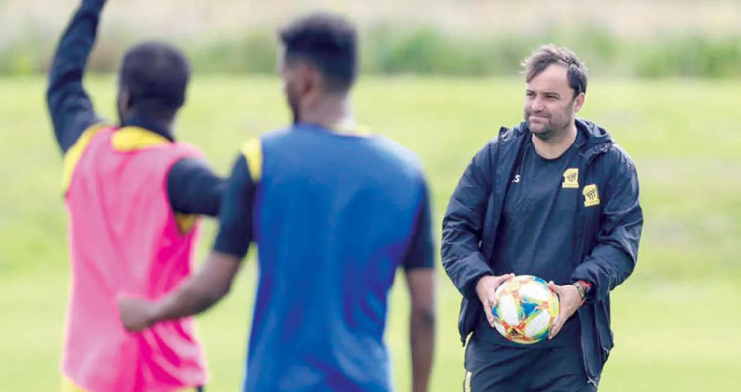 سييرا مدرب الاتحاد (المركز الإعلامي بنادي الاتحاد)