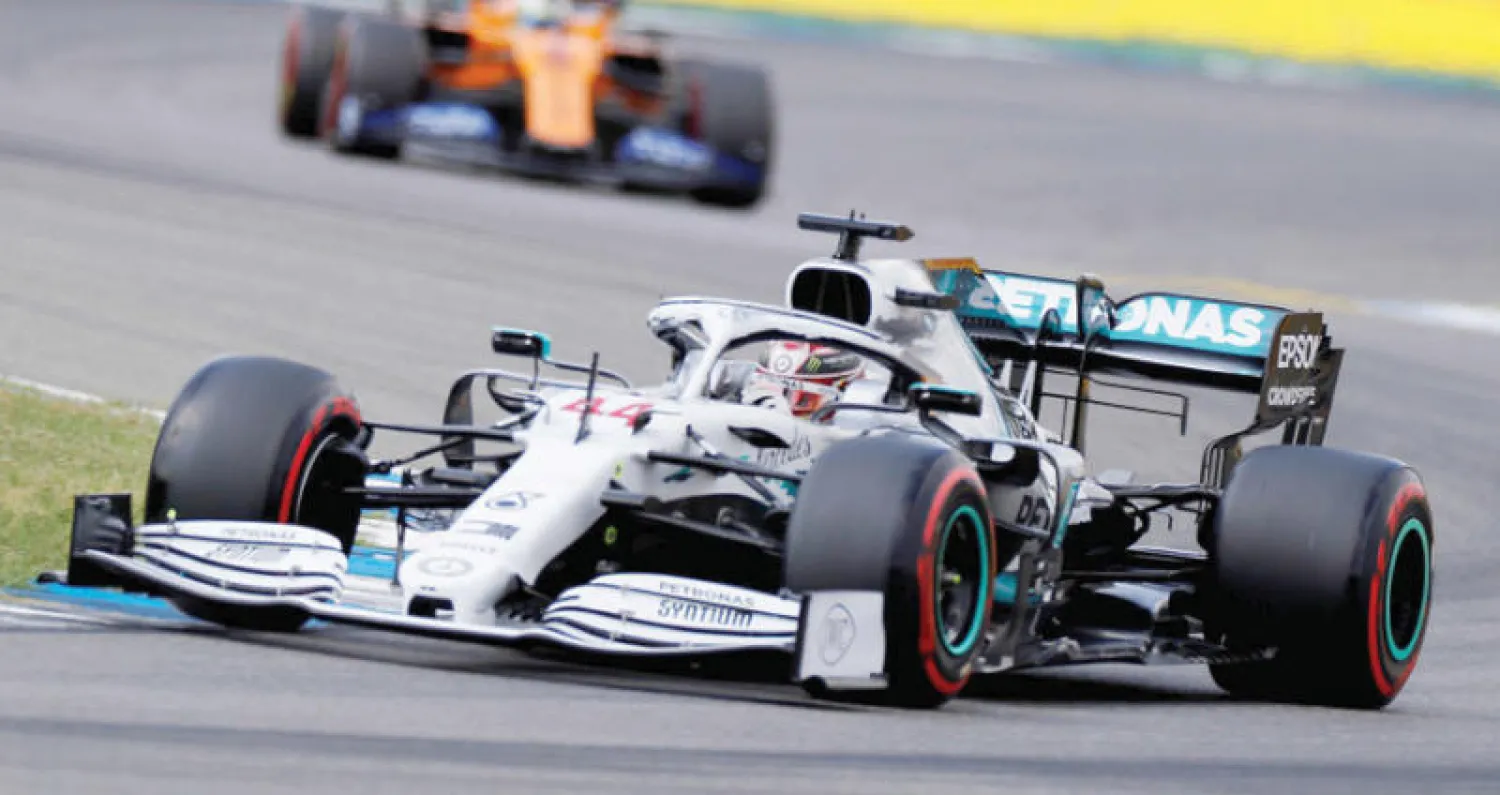 جانب من السباق في ألمانيا أمس (رويترز)