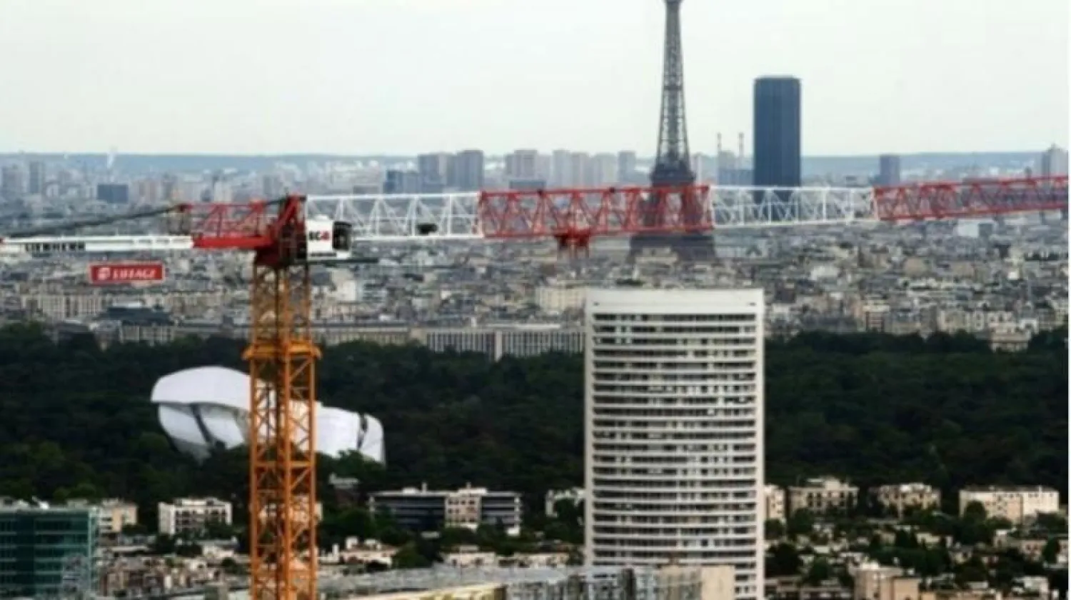 الإنفاق الاستهلاكي الضئيل يعني أن الاقتصاد الفرنسي بالكاد نما في الربع الثاني (أ.ف.ب)