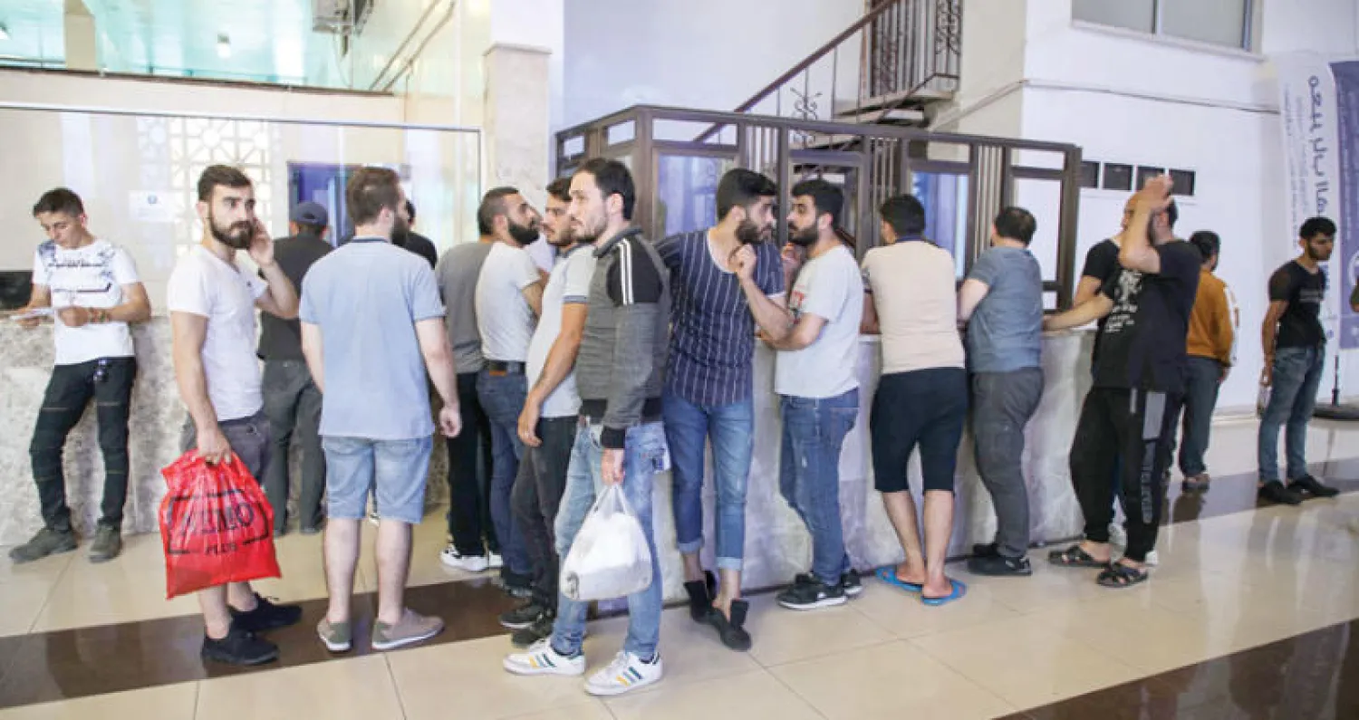 لاجئون سوريون رحّلتهم تركيا يواجهون بارتباك المجهول في بلدهم