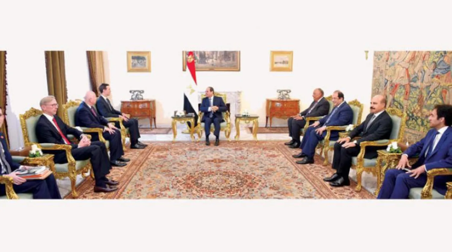 Mısır Cumhurbaşkanı Abdulfettah es-Sisi dün, ABD Başkanı Donald Trump'ın Başdanışmanı Jared Kushner ve beraberindeki heyetle bir araya geldi (Mısır Cumhurbaşkanlığı sayfası)