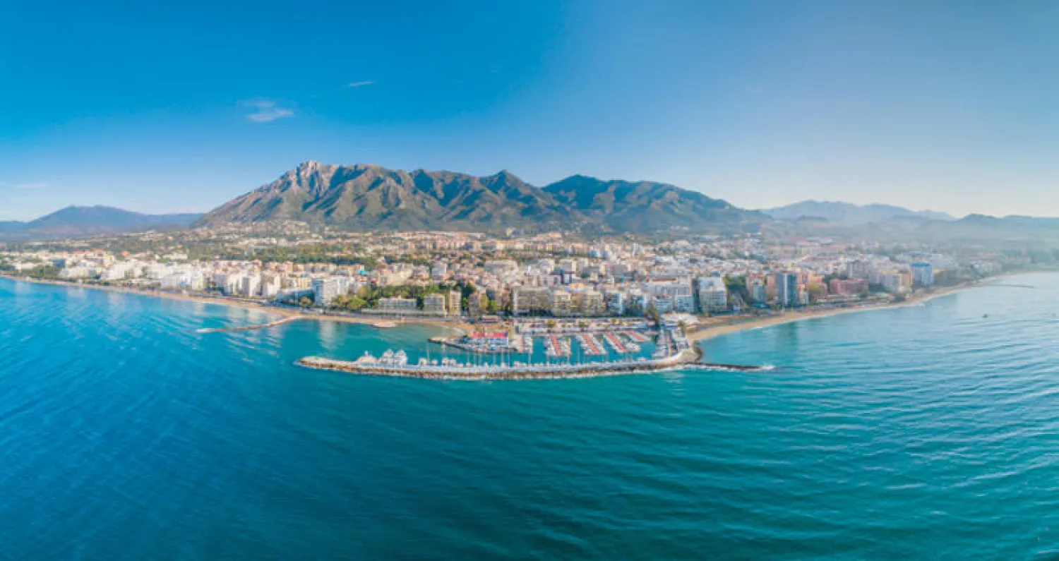 منظر بانورامي لماربيا