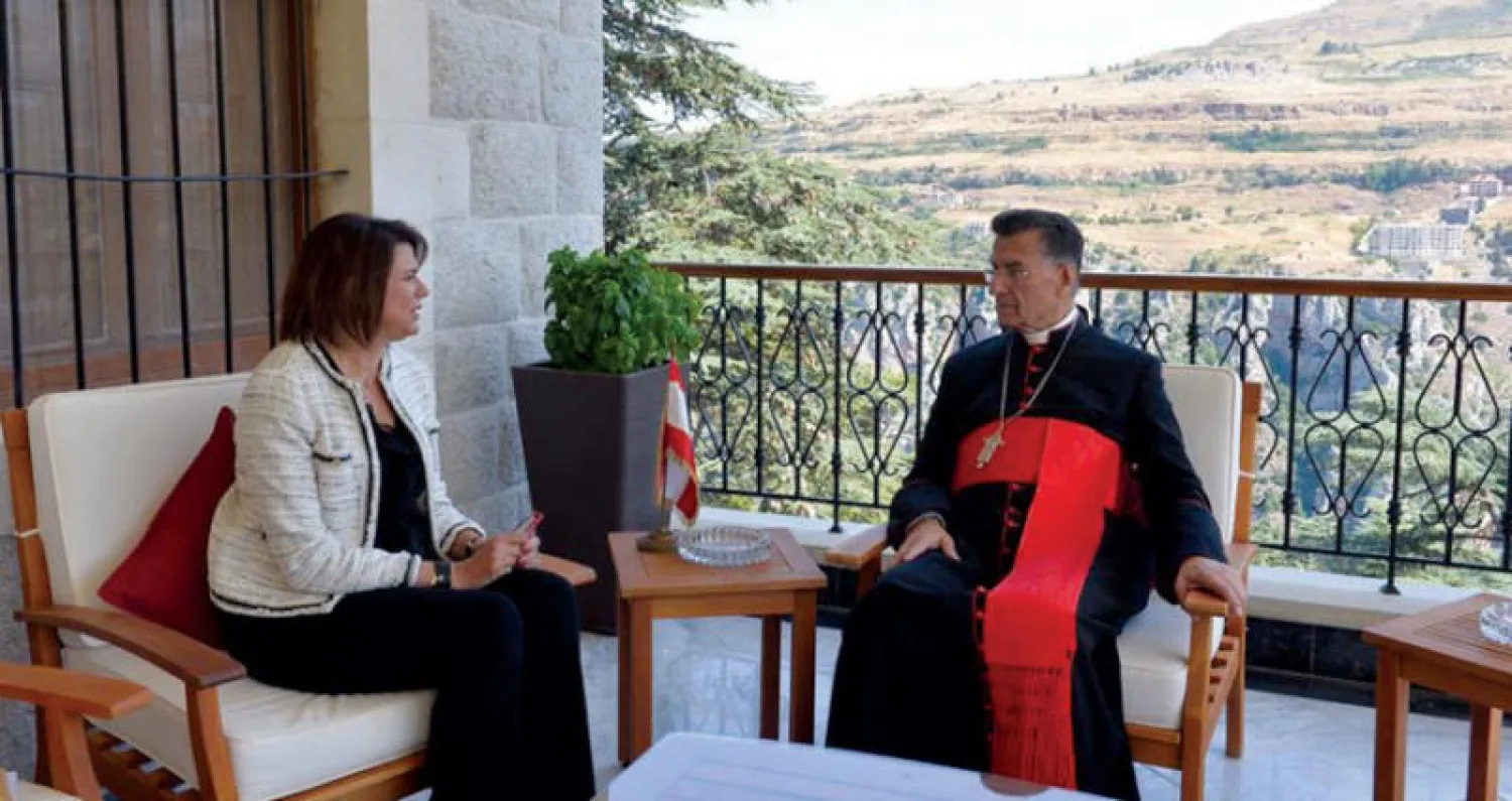 البطريرك الراعي خلال استقباله أمس وزيرة الداخلية ريا الحسن (الوكالة الوطنية)