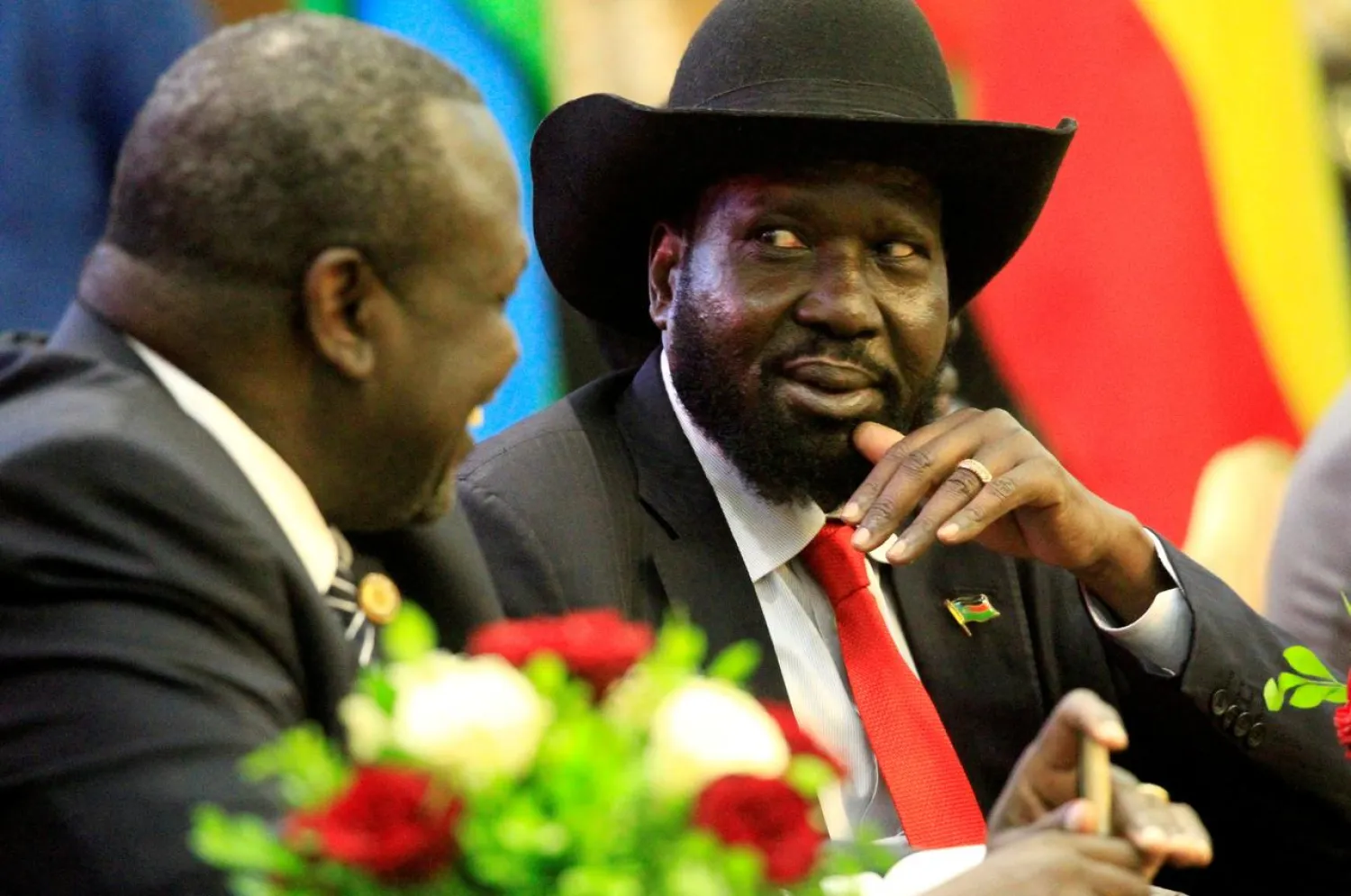South Sudan's President Salva Kiir talks to South Sudan's rebel leader Riek Machar (File Photo: Reuters)