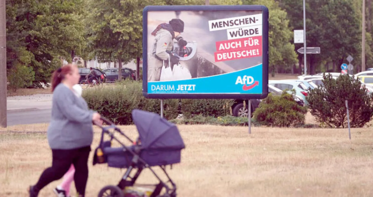 صورة لإعلان انتخابي لصالح حزب البديل في برلين الشرقية (نيويورك تايمز)