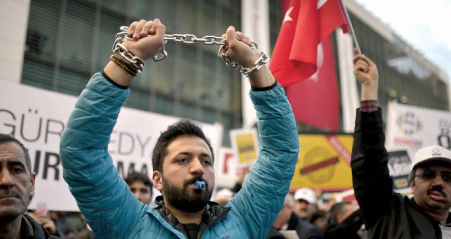 صورة أرشيفية لمظاهرة احتجاجية في إسطنبول عام 2016 للمطالبة بفك القيود عن حرية الصحافة